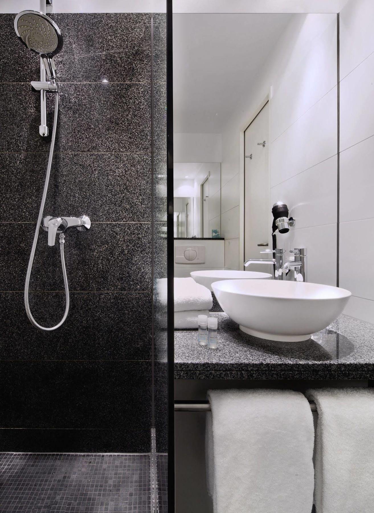 One Hotel Bremen